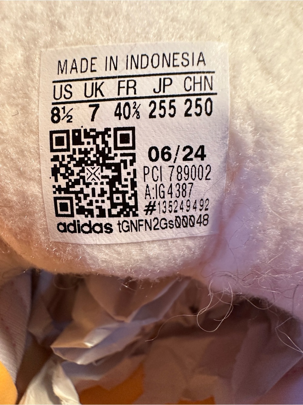 adidas Gazelle Bold Spark Lucid Pink Yellow Gum Platform Sneakers 8.5 IG4387 - Picture 11 of 11